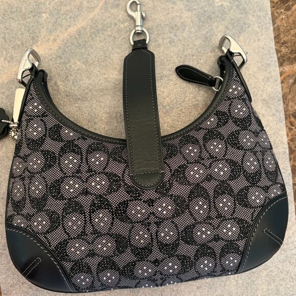 Coach Hampton's Hobo Bag in Crystal Signature Jacquard (Black) - Picture 4 of 16